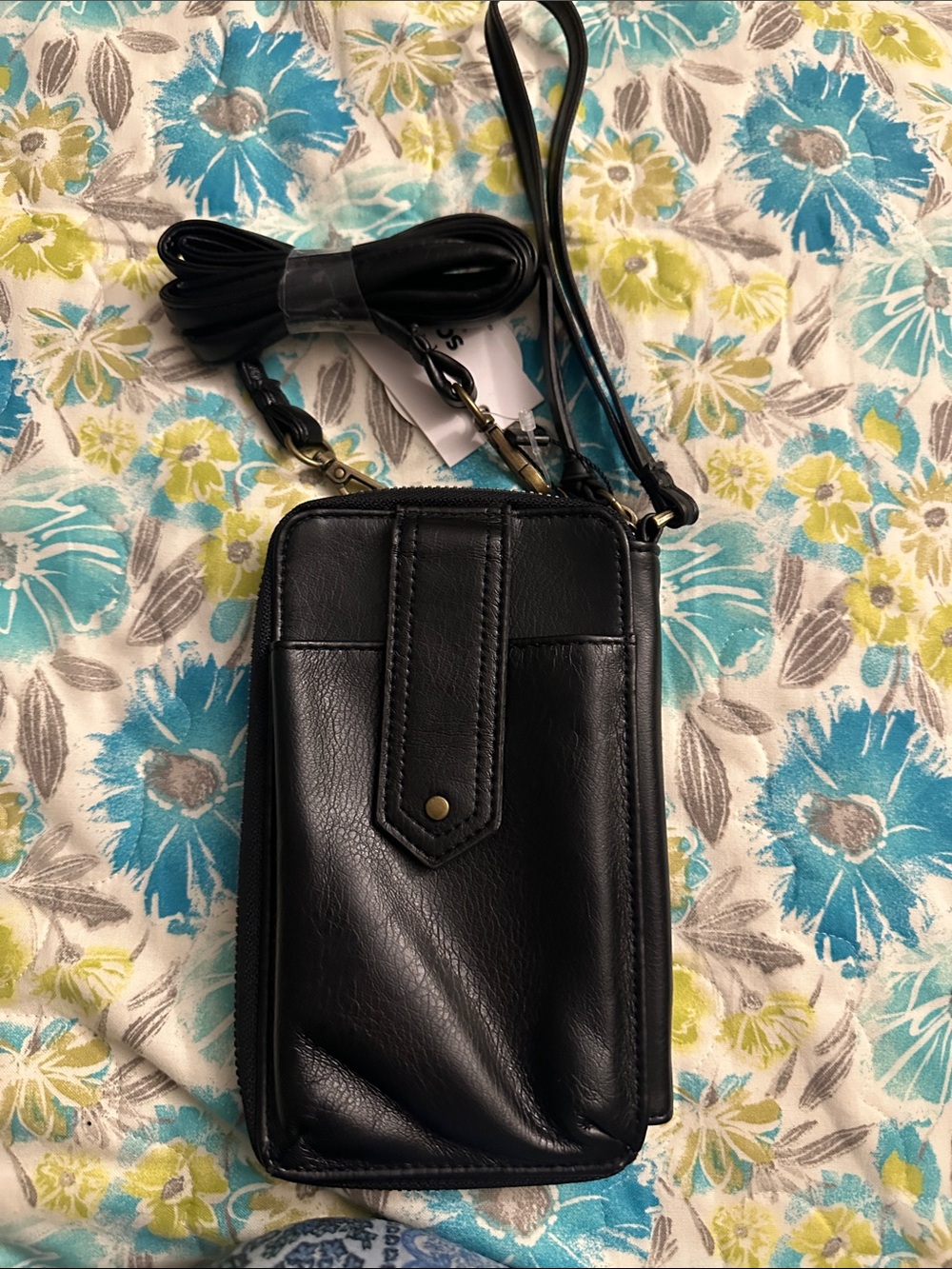 Sonoma Black Faux Leather Crossbody Phone Wallet